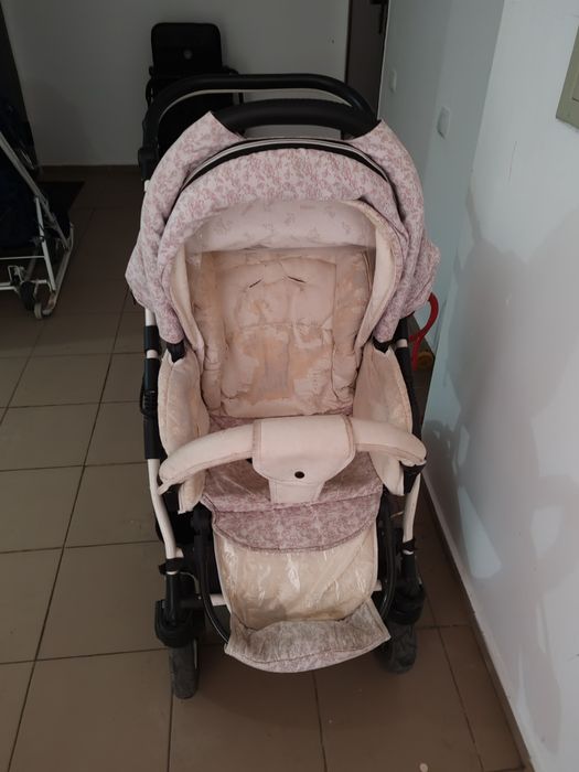 Коляска детская, фирма Джой