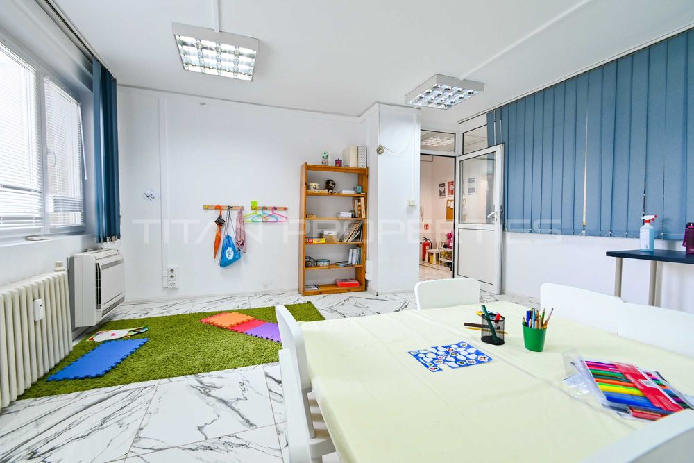 Продава се Многостаен апартамент в София, Стрелбище - 175 кв.м за 2338 €/кв.м - Снимка #4