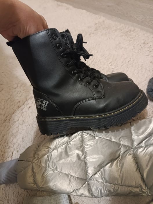 Куртка для девочки 5-6лет ботинки 32 размер