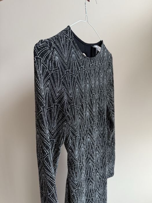 Бляскава рокля с гол гръб - размер S/M