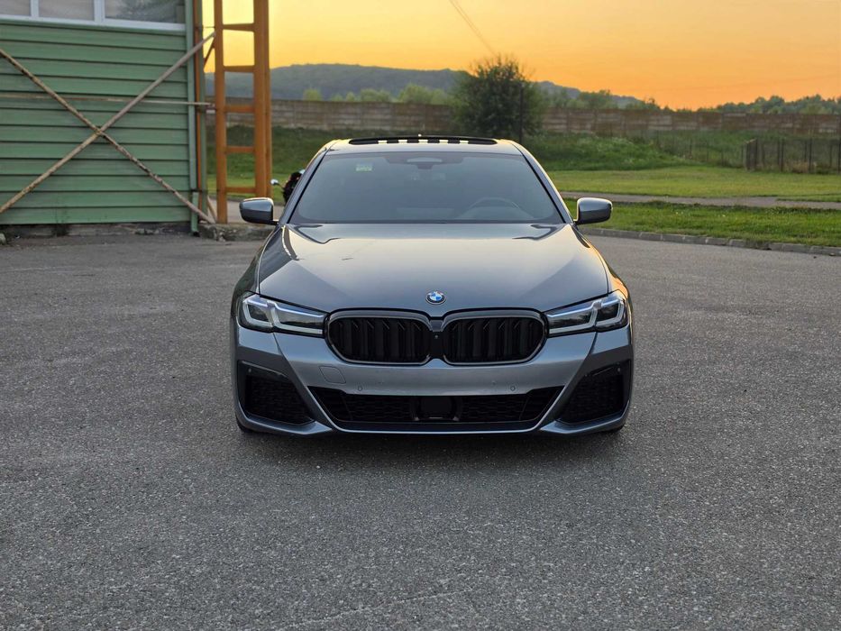 BMW 520d G30 LCI Mild Hybrid 2021 – M Pack – Laser – Ventilație – Soft Close – 360° – Harman Kardon – Head-Up Display