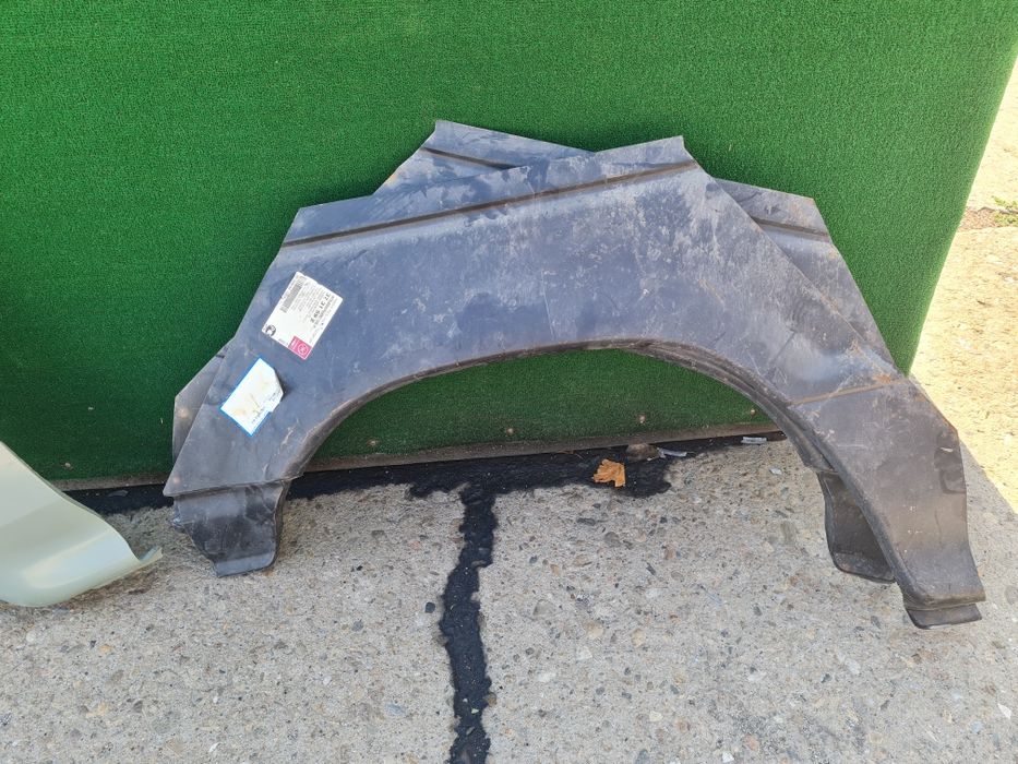 Предни калници и задни вежди Mitsubishi Pajero