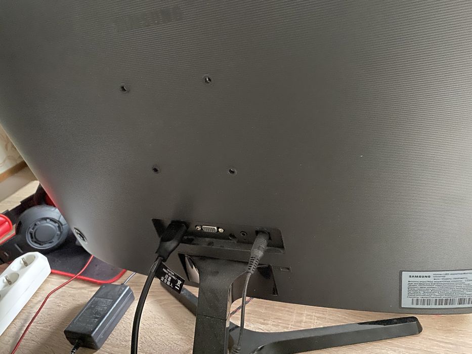 Монитор Samsung 75 Ghz