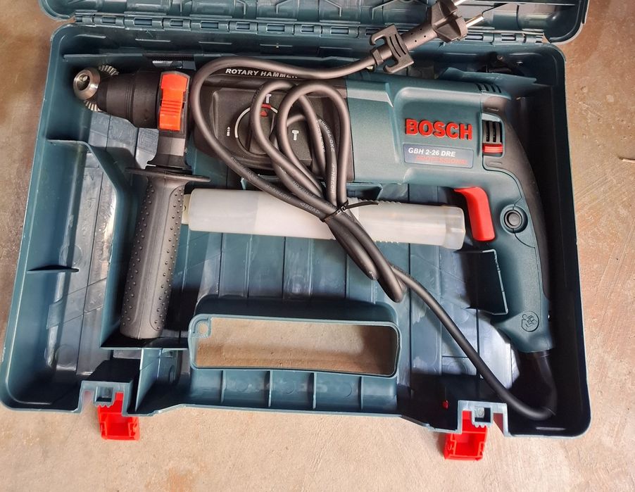 Сварчний аппарат, балгарка, перфератор 3таси бирга камплек сотилади.