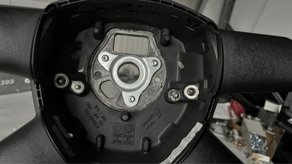 Волан Audi A3 8P (2003-2013)