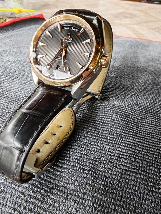 Продавам оригинален часовник omega aqua terra