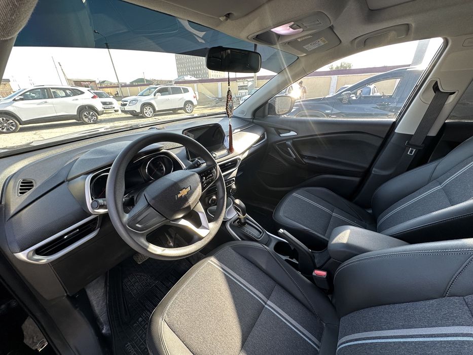 Автомобиль Tracker 2