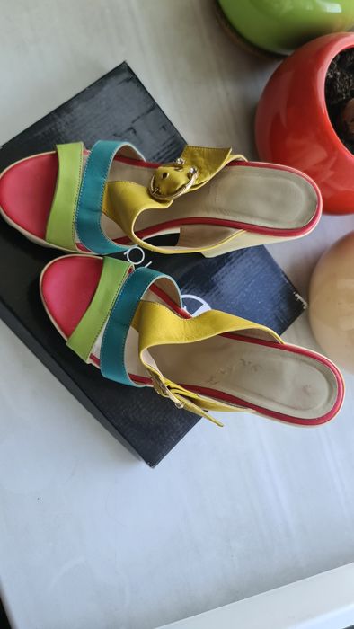 Натуральная, кожаная обувь