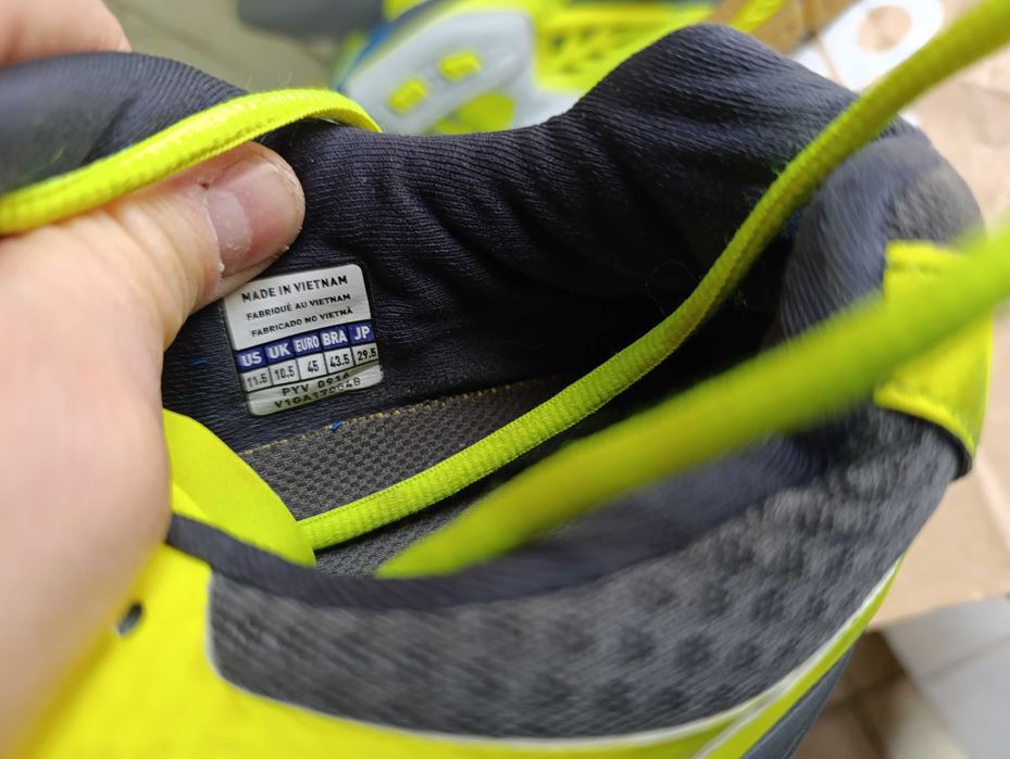 ''Mizuno Wave Lightning Z3''оригинални маратонки 45.5 номер