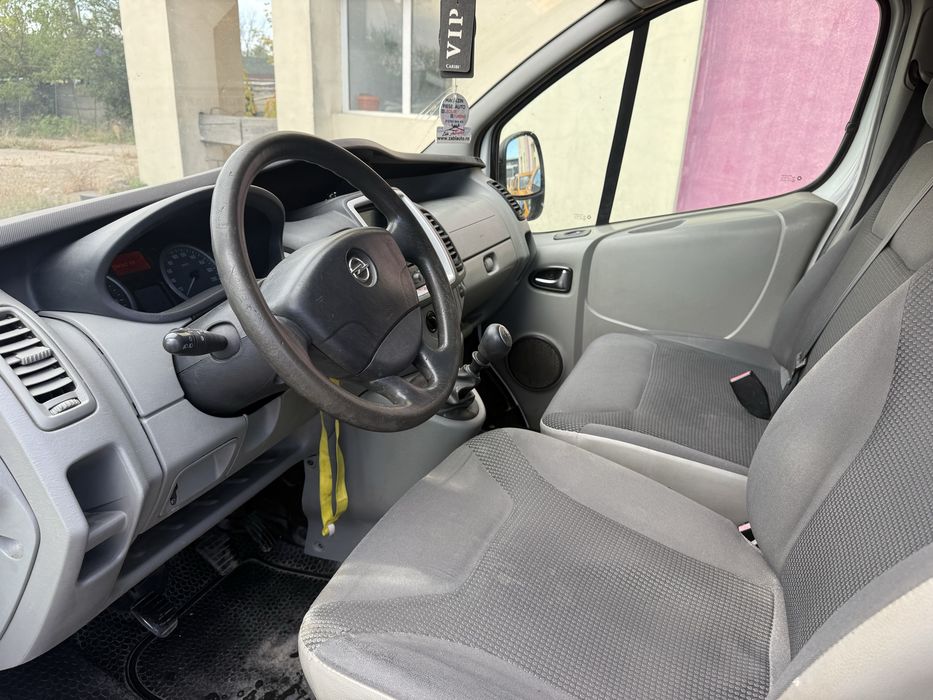 Opel vivaro, Renault Trafic