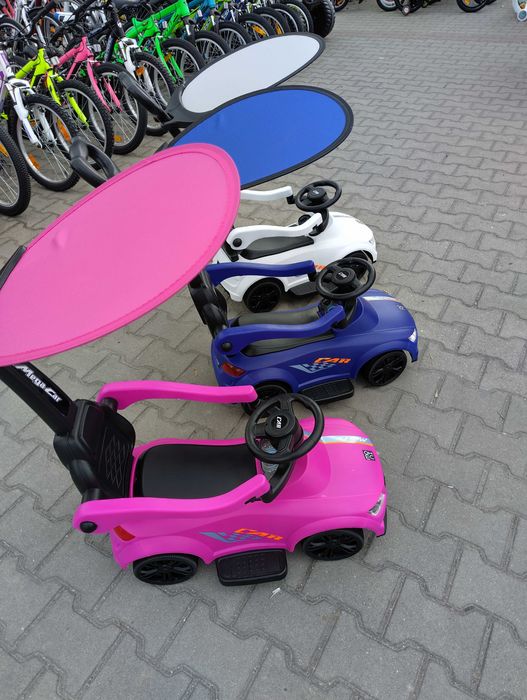 MONI Кола за бутане с дръжка Victory 2в1