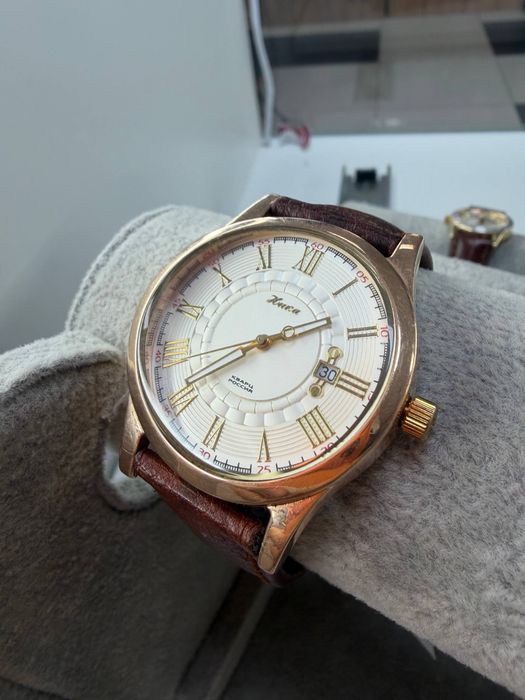 Срочно продам Золотые Часы «NIKA» 585 проба