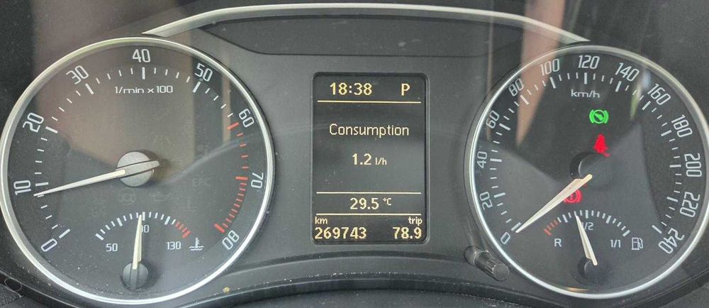 SKODA Octavia 2011 — imagine 4