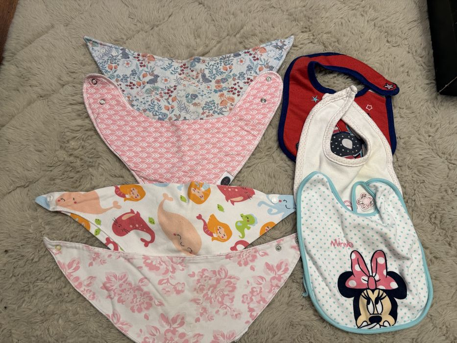 Lot hainute pentru fetite marimi intre 6-24 luni si cateva de 2-3 ani