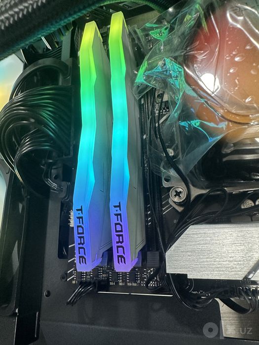 Team T-Force Delta RGB White edition 2x8ГБ DDR5 6000 MHz