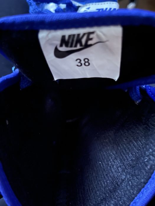 Продам боксёрские перчатки, шлем и боксёрки