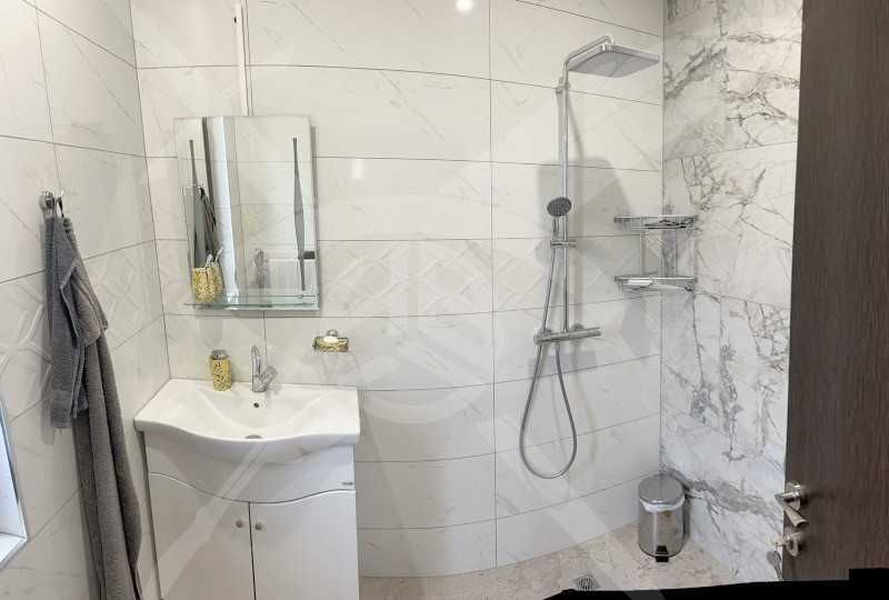 Къща - кв. Сарафово