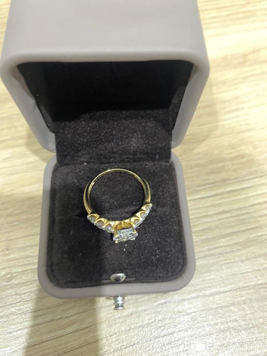 VandI / Schimb inel de logodna Teilor din aur 18k cu diamante