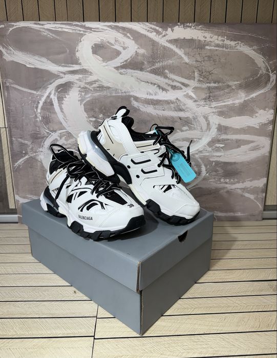 Balenciaga Track White Black
