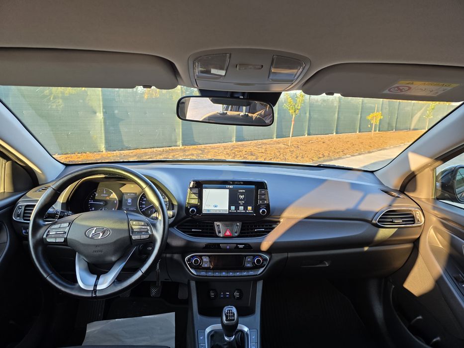 HYUNDAI i30 2019 — imagine 5