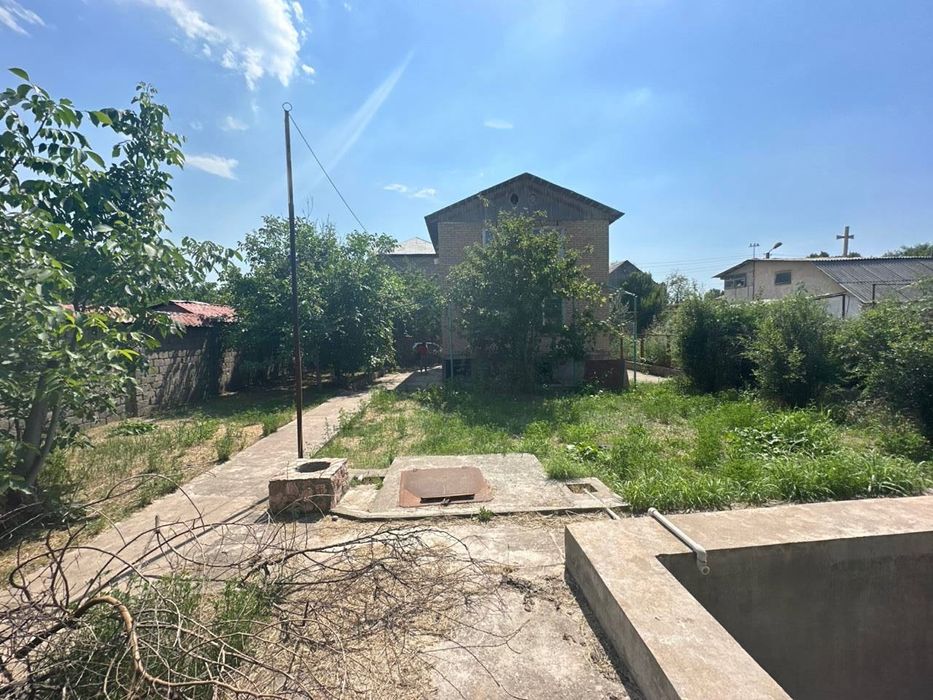 Toshkent viloyati,Bo'stonliq tumani,"Baytqo' rg'on shodlik bog'i"