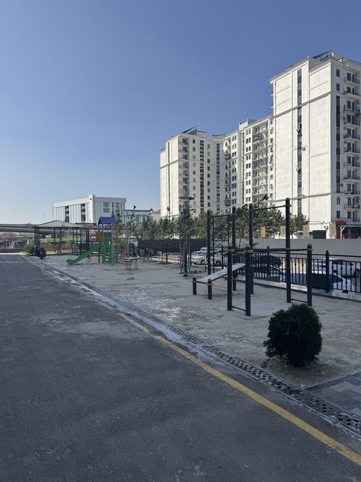 Qushbegi sohil bo'yi - yengi Dubleks (155kv/m) +parkovka