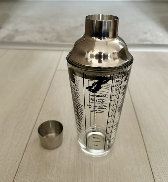 Cocktail shaker din sticlă groasă, cu rețete, 470 ml, Nou