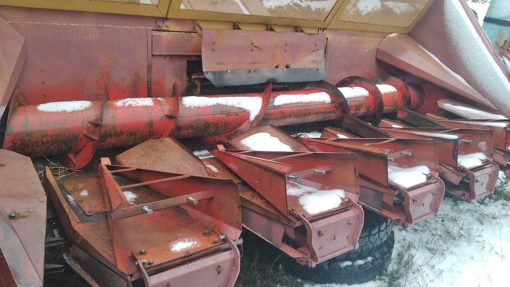 Продам комбайн Нива