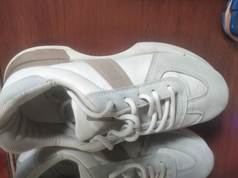 Продам кросовки за 3к
