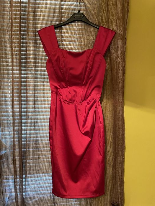 Rinascimento коктейлна рокля AVIN Elisabetta franchi Patrizia pepe