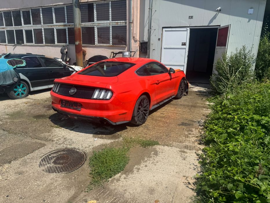 Ford Mustang echipare full avariat fata
