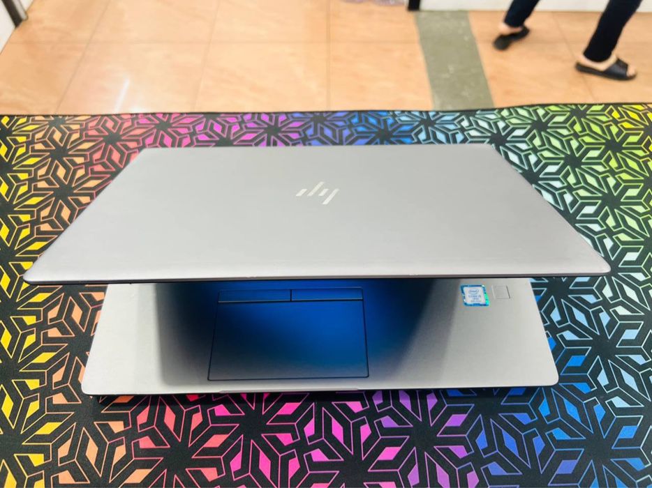 HP ZBOOK Core i5-8gen 16GB/256GB 4GB Video karta