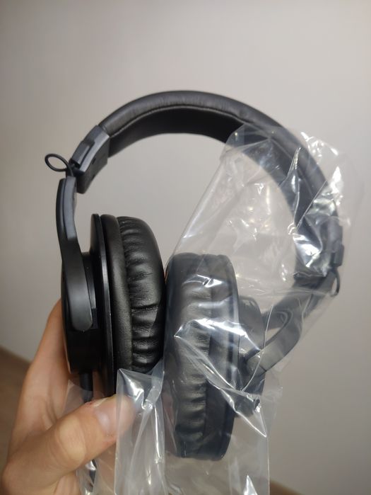 Наушники: audio-technina ATH-M20x