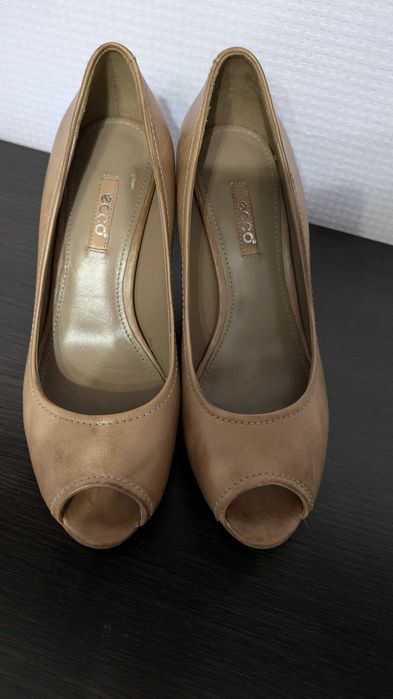 Туфли из натуральной кожи ECCO. Размер 37