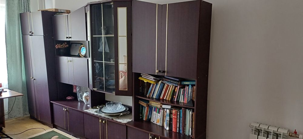 Стенка для зала, б/у