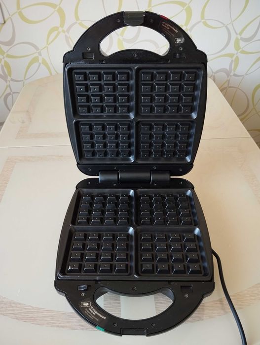 Продам мульти пекарь Redmond RMB-M716