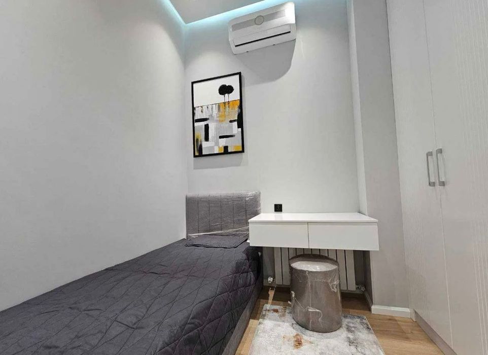 Улица Тараса Шевченко и Сдается 4-х комнатная квартира