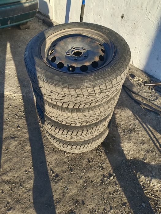 Продам резину на 16 зима