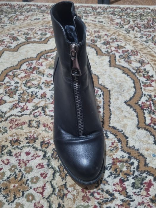 Продам весенние полусапожки