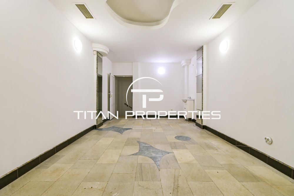 Дава се под наем Магазин в София, Център - 46 кв.м за 400 € - Снимка #2