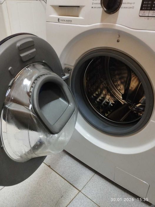 Пералня Самсунг много запазена