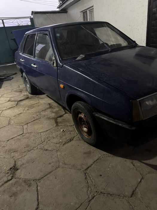 Ваз 21099.