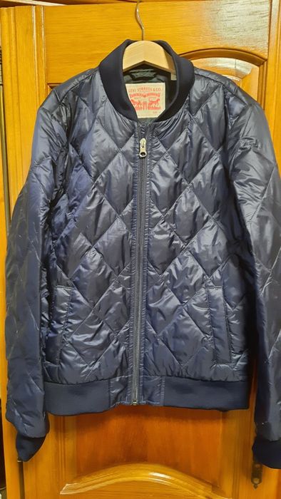 Geaca dama cu puf Levi s Strauss