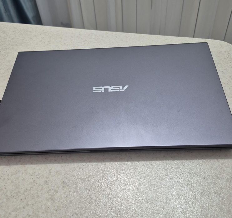 Продам ноутбук. Ноутбук сатылады