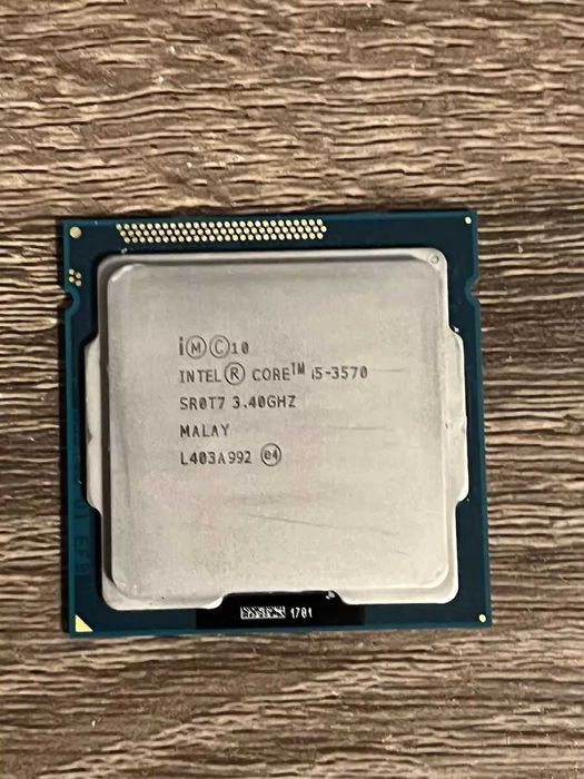 Vând Procesor Intel i5-3570