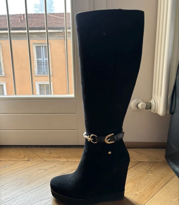 Дамски кожени ботуши Cesare Paciotti