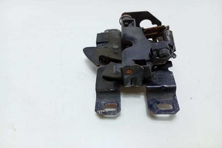 Broasca capota A1698800060 Mercedes-Benz A-Class W169