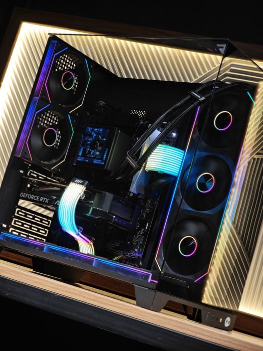 Мощный компьютер Ryzen 7 7800x3d/Ozu32 d5/RTX 5070 12g/SSD 1T