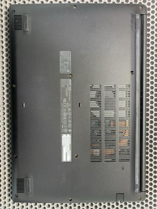 Acer aspire 3. Ryzen 3. Ssd 256gb.