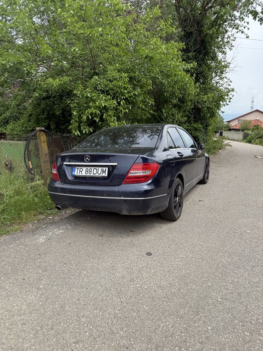 MERCEDES-BENZ C-Class 2012 — imagine 3